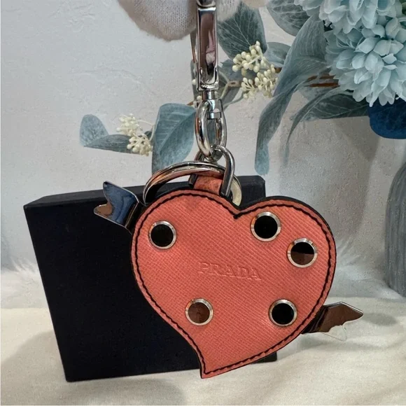PRADA Saffiano Trick Heart Bag Charm - Picture 4 of 16